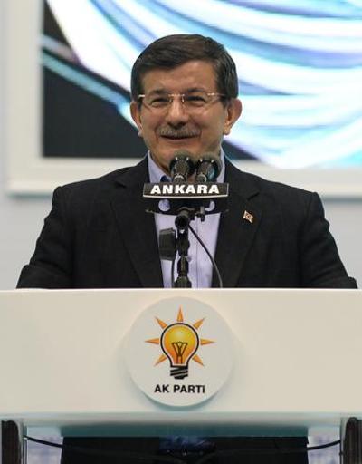 Davutoğlu: Demokratik siyasetin önü açılmıştır