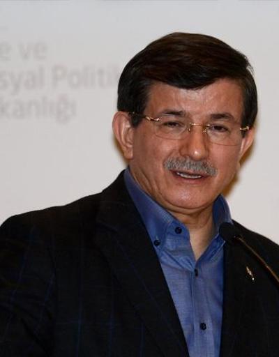 Davutoğlundan parti kapatma iddialarına yanıt