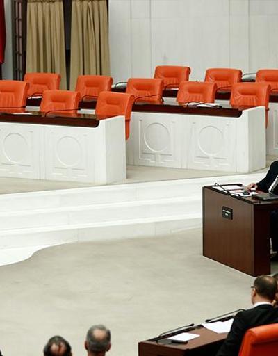 Meclis yine karıştı CHP ve AK Partili vekiller birbirine girdi...