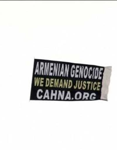 Ermeni Soykırımı yazan pankartla şehrin üstünde gezdiler