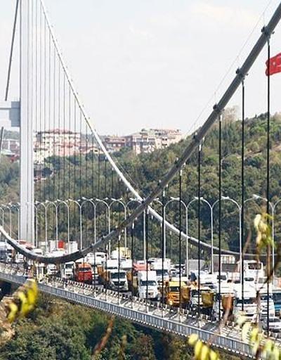 Köprü ve otoyolların geliri 6 ayda 432 milyon lirayı geçti