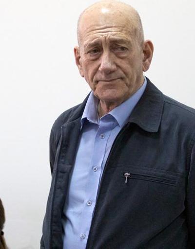 İsrail eski Başbakanı Olmert 18 ay hapis yatacak