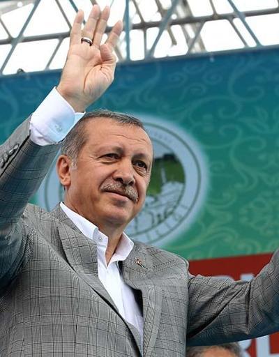 Erdoğan mitingde AK Parti sloganı attırdı