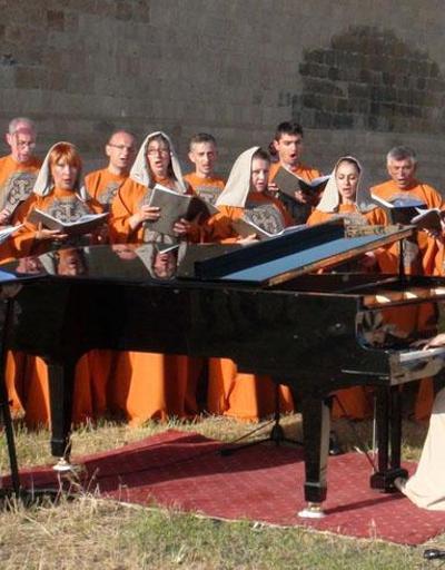 Tigran Hamasyan Ani Harabelerinde konser verdi