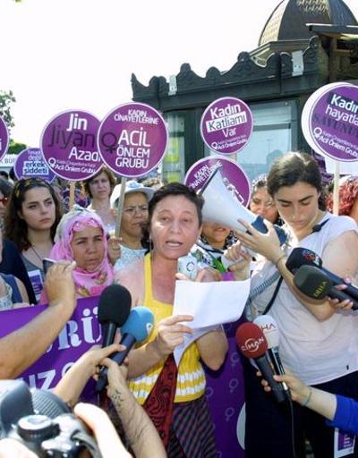 Kadıköyde kadına karşı şiddet yürüyüşü