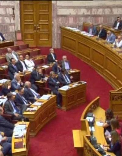 Yunan hükümeti 1 hafta içinde 2.kez sınavda
