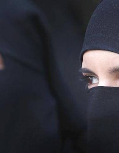 Suudi Arabistanda kadınlar ilk kez sandığa gidiyor
