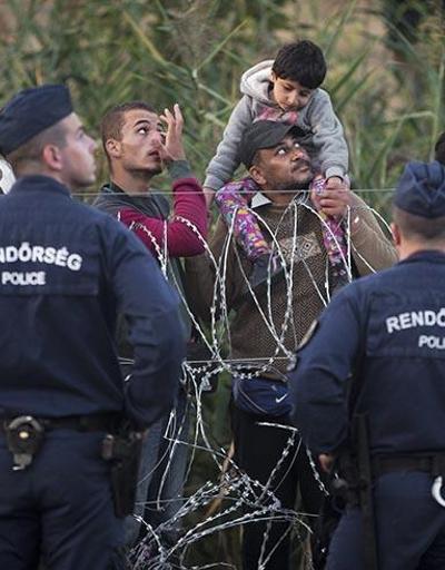 Mülteci akını Orta Avrupada, Macaristan sınır güvenliğini tartışıyor