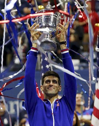Djokovic, Federere yine kupa göstermedi