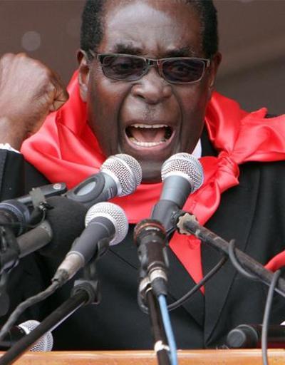Zimbabve lideri parlamentoya yanlış konuşma yaptı