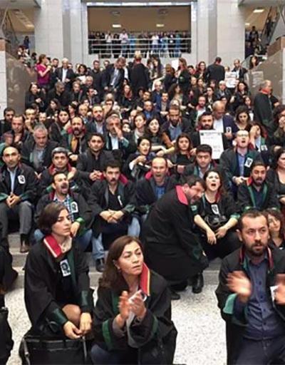 Çağlayan Adliyesinde avukatlardan Ankara protestosu