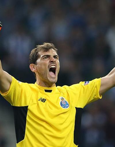 Casillas ve Ruben Neves tarihe geçti