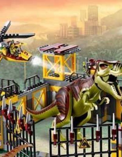 LEGO Jurassic World`n lk Videosu
