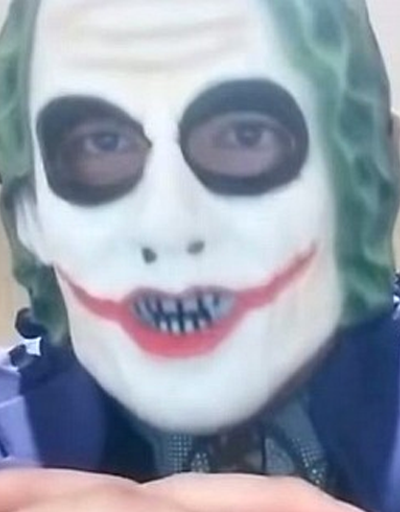 Joker maskeli adam tehdit etti: Her hafta bir Müslüman veya Arap öldüreceğim