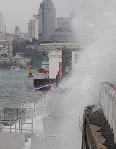 Marmarayı şiddetli lodos vurdu