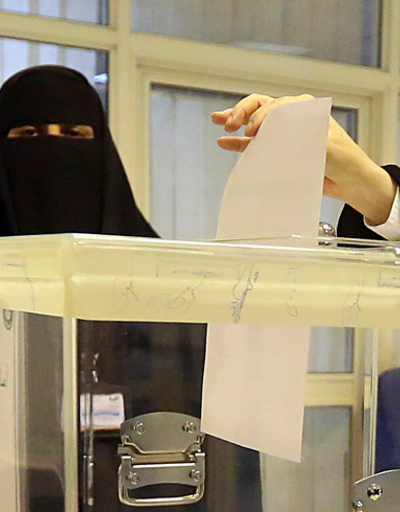 Suudi Arabistanda ilk kez bir kadın belediye meclisine seçildi