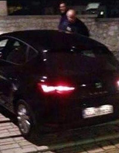 Türk turist Mostar Köprüsünden arabayla geçmeye çalıştı
