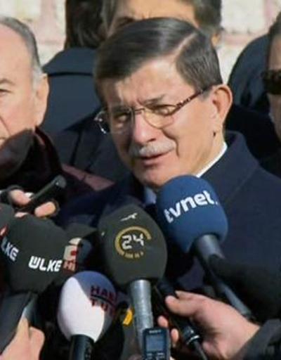 Başbakan Davutoğlu Hasan Karakayanın cenazesinde