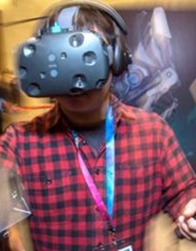Vive VR gözlüğü ne zaman satışa çıkacak