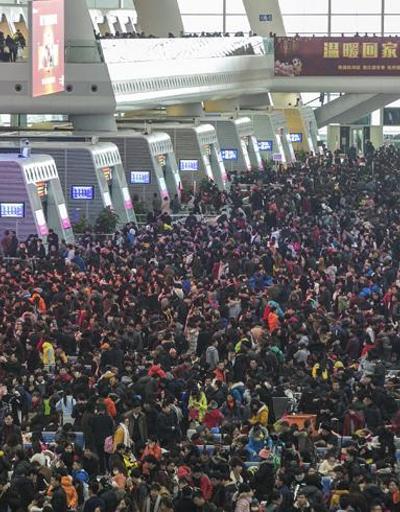 Çinde hava koşulları onbinlerce yolcuyu mahsur bıraktı