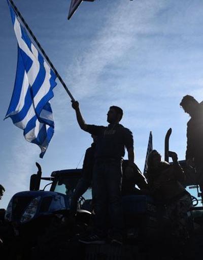 Yunanistanda grevler ve çiftçi eylemleri devam ediyor