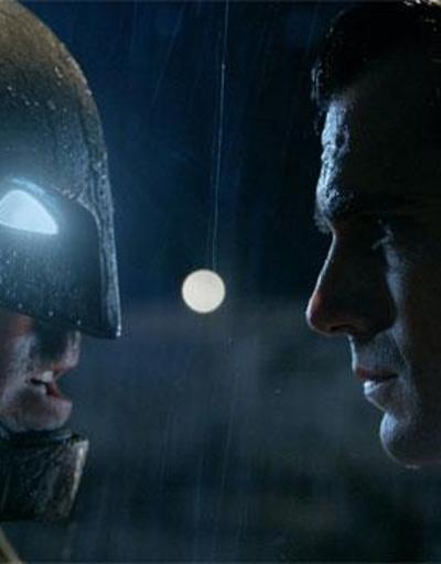 Batman v Superman filminin son fragmanı yayınlandı