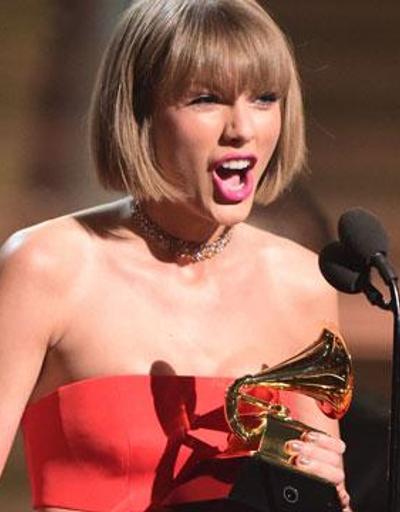 Taylor Swift 3 ödülle Grammyye damgasını vurdu