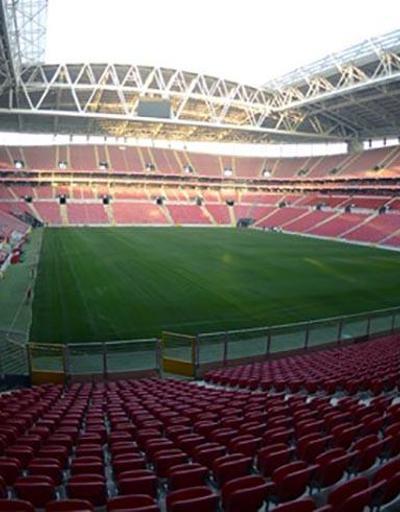 Galatasaray-Fenerbahçe derbisi öncesinde TT Arenada bomba araması