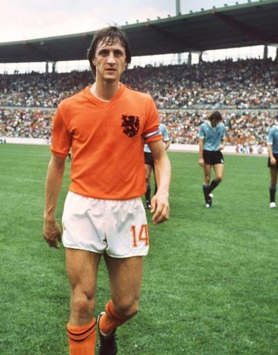Johan Cruyff hayatını kaybetti