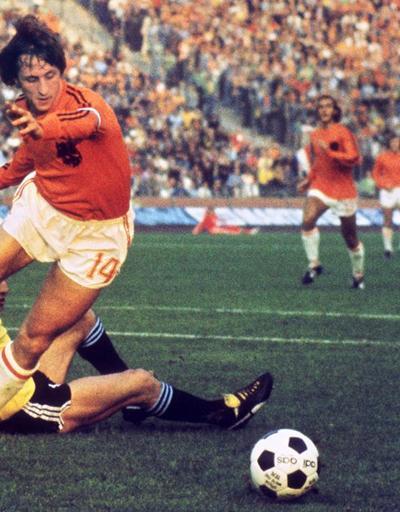 Yeşil sahalarda bir futbol efsanesi: Johan Cruyff