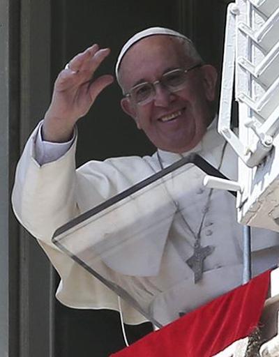 Papa Francis: Cinsellik tanrının bir armağanıdır