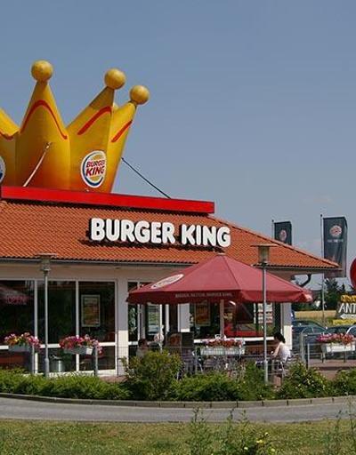 Telefon şakası Burger Kinge kapı cam indirtti