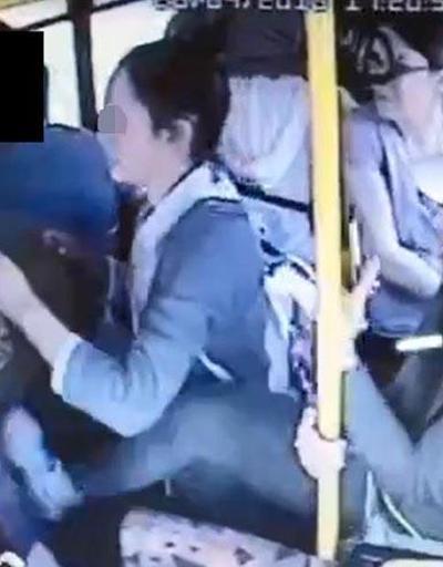 Halk otobüsündeki tacizciyi tekme tokat dövdüler