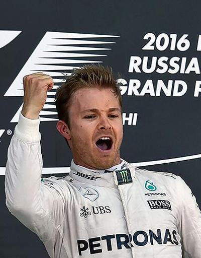 Rosberg üst üste 7. kez kazamndı