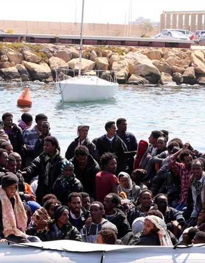 Mülteciler Yunan adasına denilerek Türkiyeye iade edilmiş