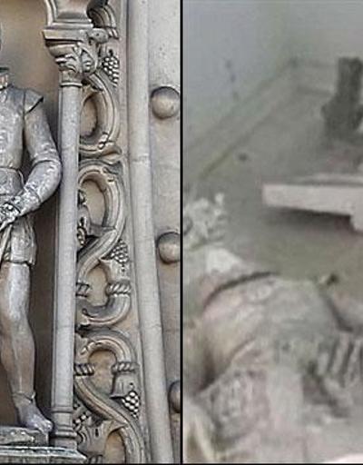 Selfie çekerken 126 yıllık heykeli paramparça etti