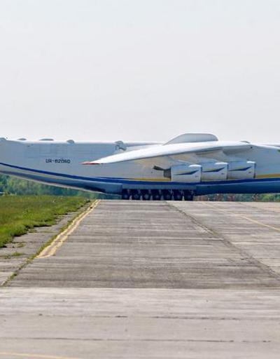 Dünyanın en büyük kargo uçağı