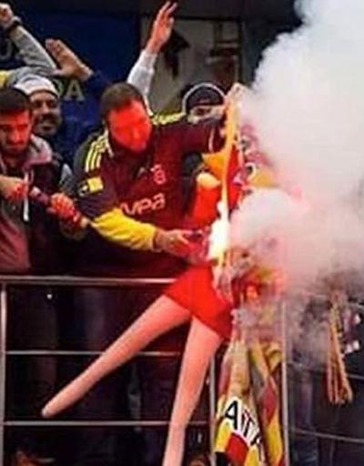 Şişme bebeğe Galatasaray forması giydiren Fenerbahçeliye 1 yıl yasak