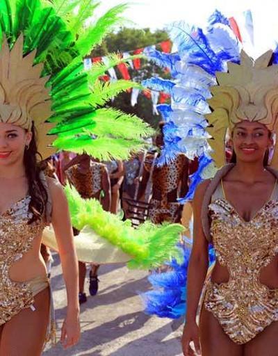 Rio Karnavalı gibi Kiraz Festivali