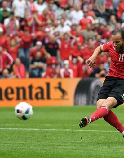 Gashi o topu kaleye atamayınca... Euro 2016: Arnavutluk - İsviçre: 0-1