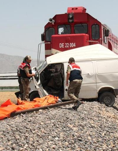 Elazığda 9 kişinin öldüğü kazada trenin makinistleri gözaltına alındı