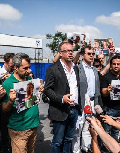 Metris Cezaevi önünde Gazetecilere özgürlük eylemi