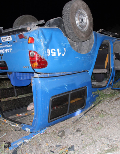 Erzincanda askeri araç kaza yaptı