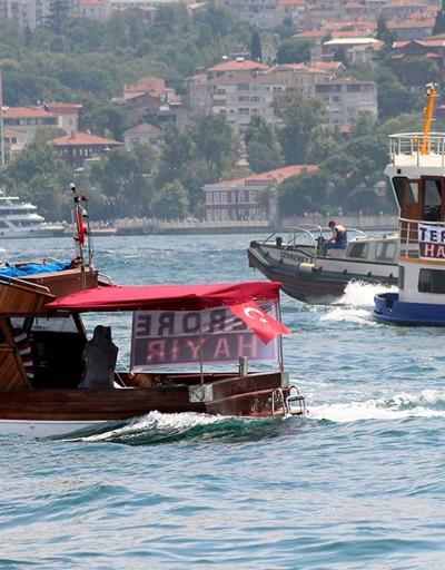 2 bin 500 tekne İstanbul Boğazında terörü lanetledi