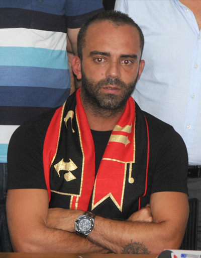 Semih Şentürk Eskişehirsporla sözleşme imzaladı