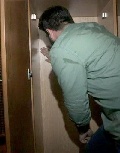 Polis dolaptaki ipi çekince FETÖnün gizli odası ortaya çıktı