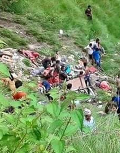 Nepalde feci kaza, çok sayıda ölü var