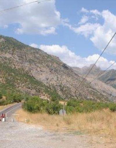 PKKlı teröristler Ovacıka sızmaya çalıştı. 2 terörist öldürüldü