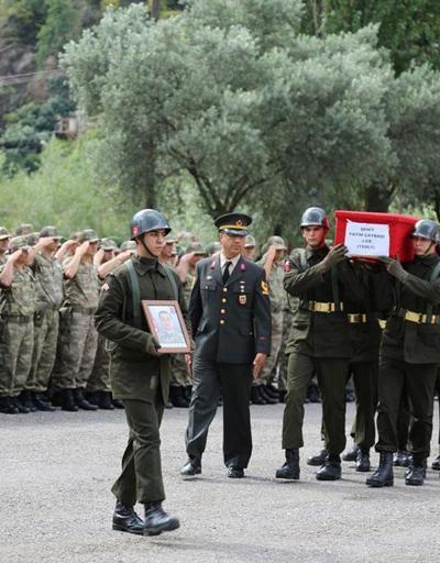 Jandarma Er Fatih Çaybaşı son yolculuğuna uğurlandı