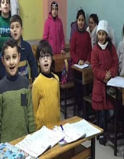 Suriyeli çocukları atölyelerden kurtarıp okula hazırlıyorlar